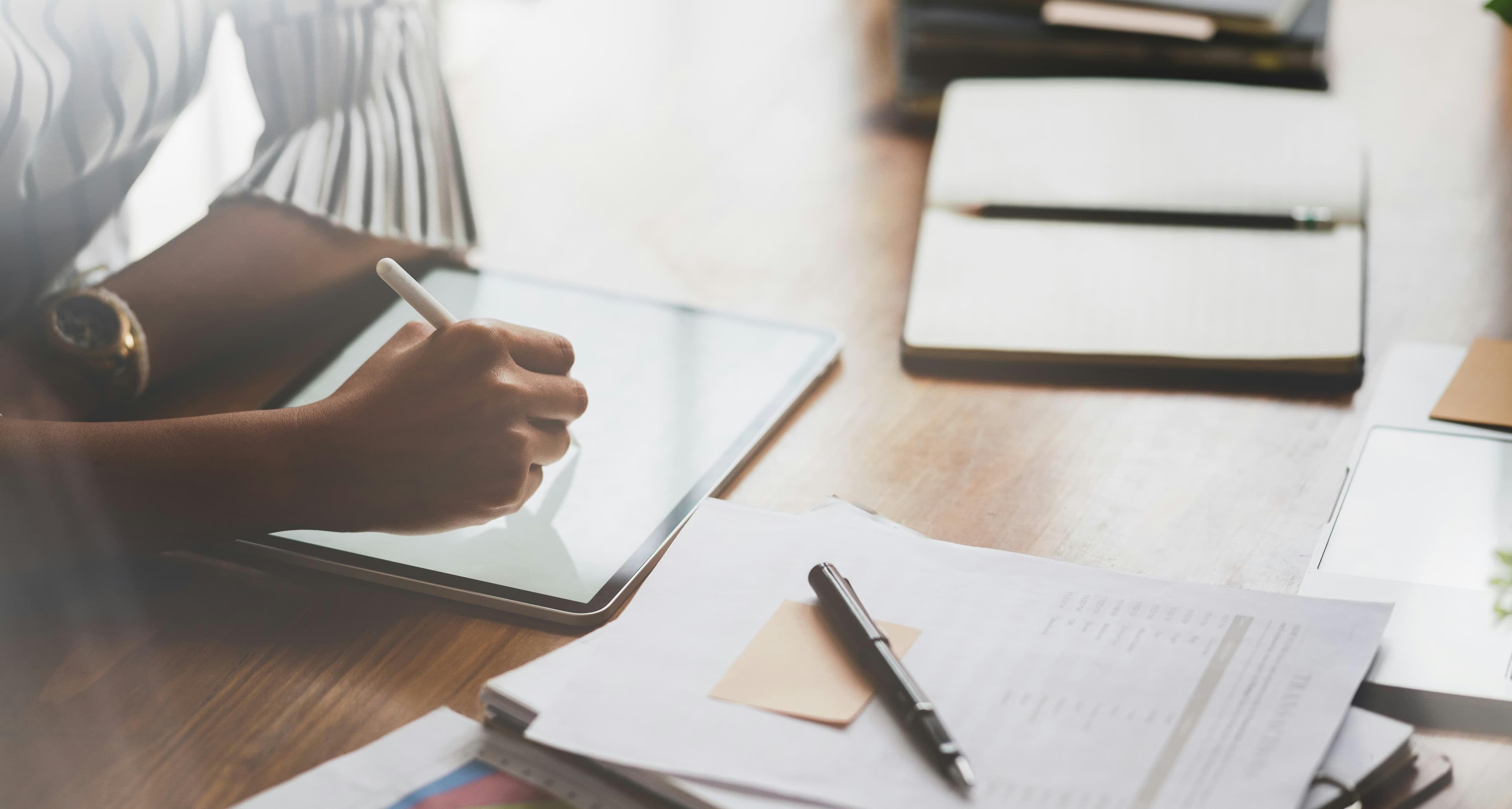 Executive SLA dashboard across multiple markets